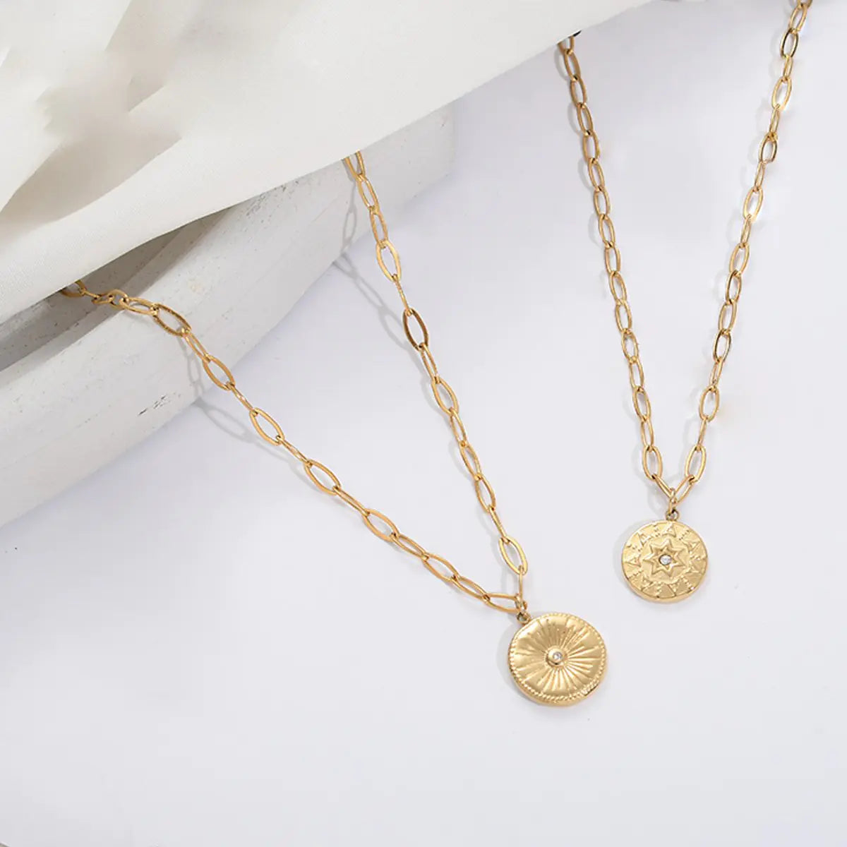 Round Pendant Necklace for Women - Authentifactor