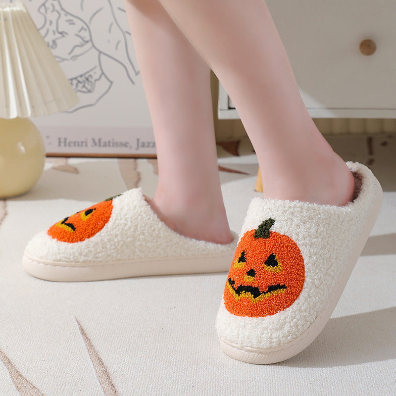 "Cozy Cartoon Pumpkin Slippers for Couples - Perfect Warm Indoor House Shoes for Halloween!"