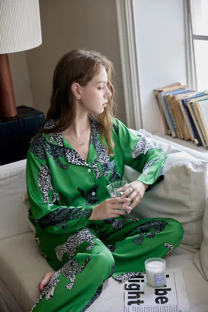 Green Leopard Printed Women Sleepwear Silk